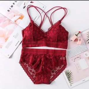 Red lace bralette and underware set